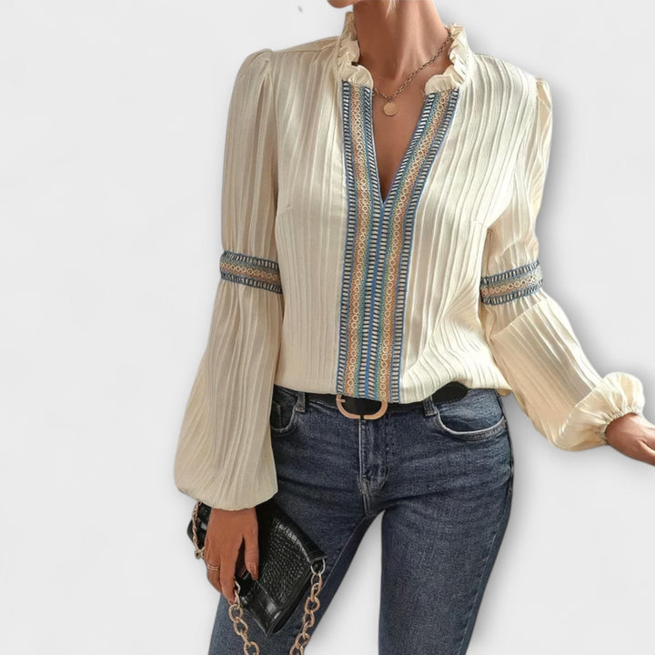 Renelle - Klassisches Erbstück-Shirt